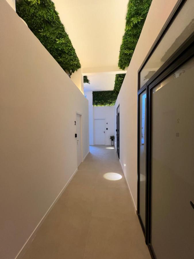 Nina Mala Hotel Valencia Exterior photo
